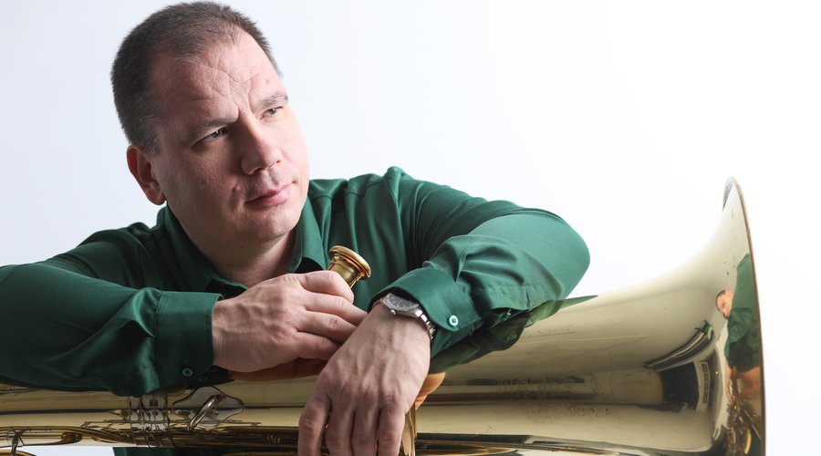 Kovács Zalán László saját tulajdonban