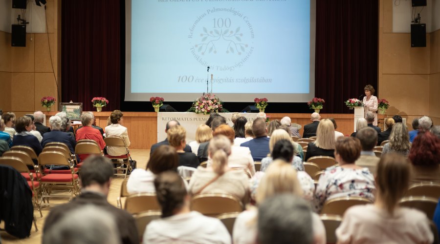 100 éves az rpc borító