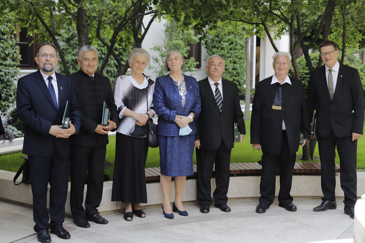 Kitüntetés 2021 Ábrám Tibor, Nagy Béla, Tóth Gáborné Kathona Zsuzsanna, Csomós Józsefné, Kató Béla, Huszár Pál, Velkey György János