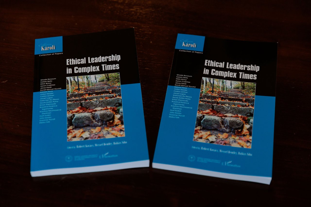 Keresztyén vezetés dupla könyvbemutató, KRE 2025.12.01.  Fotó: Geberle Berci / KRE