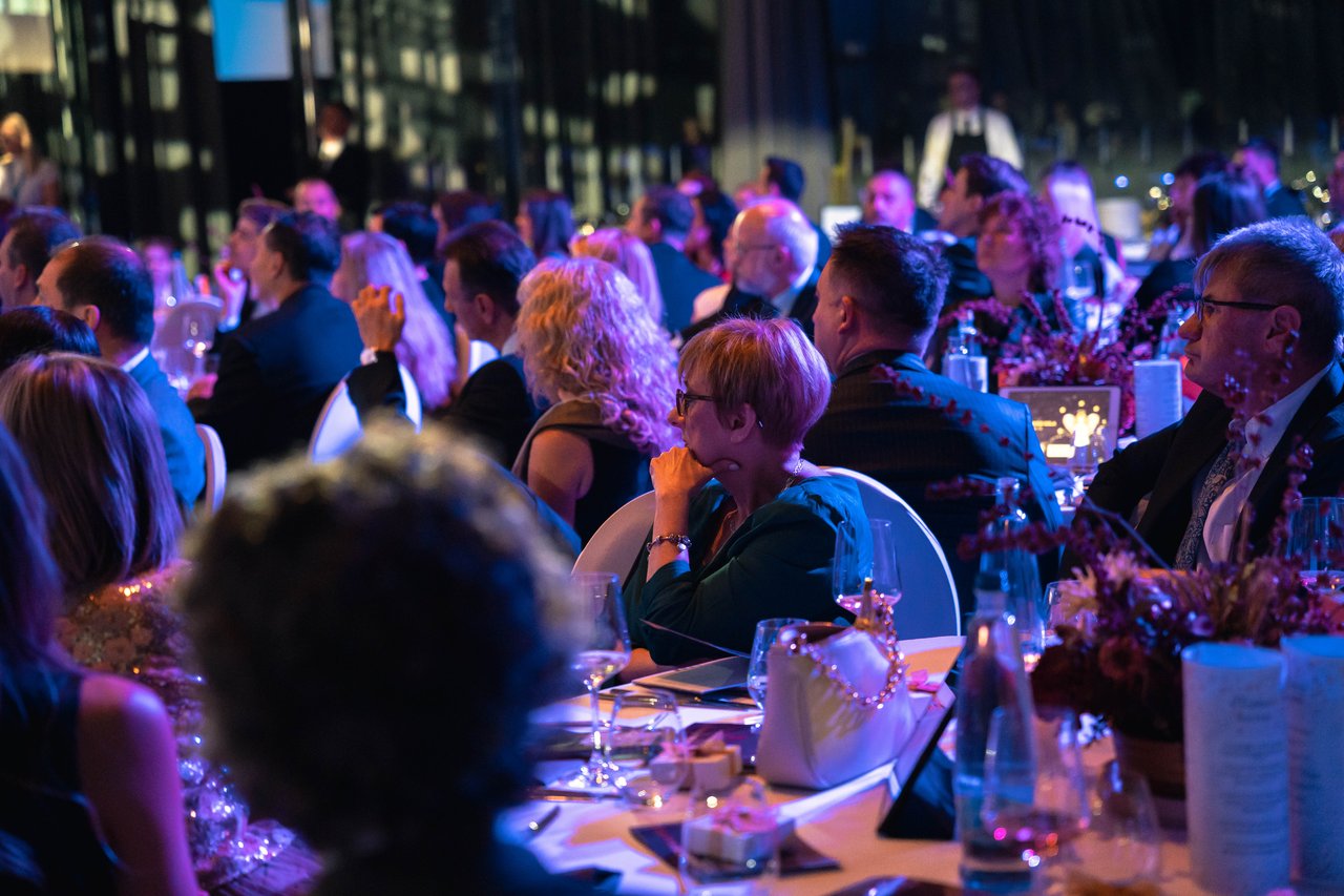 Bethesda gála 11.12. közönség, támogatók (f.Nova Produkciós Iroda Kft. )