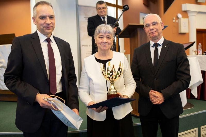 Bodnár Péterné Bíró Mária díjazott (f.Hurta Hajnalka)