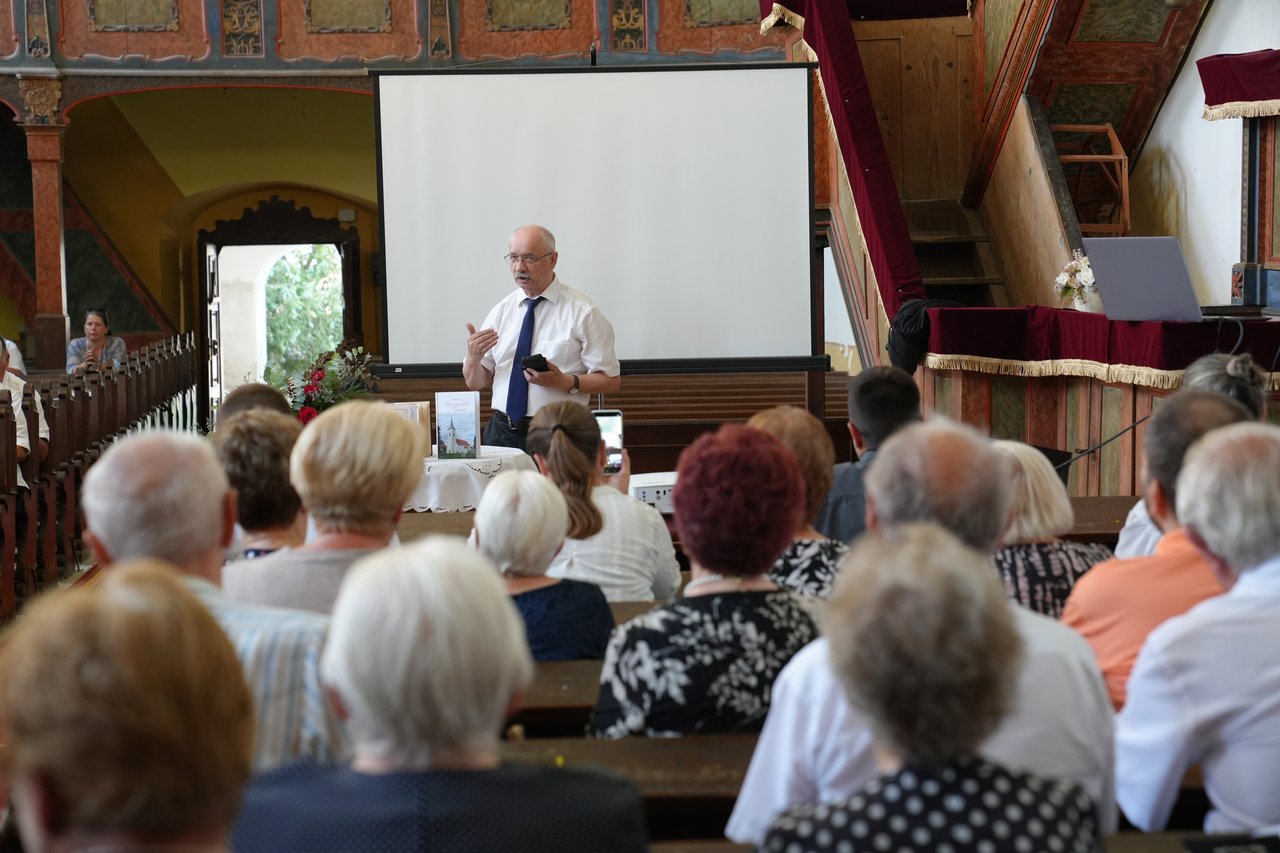 Dienes Dénes 2026 július Laskó Micheli Tünde