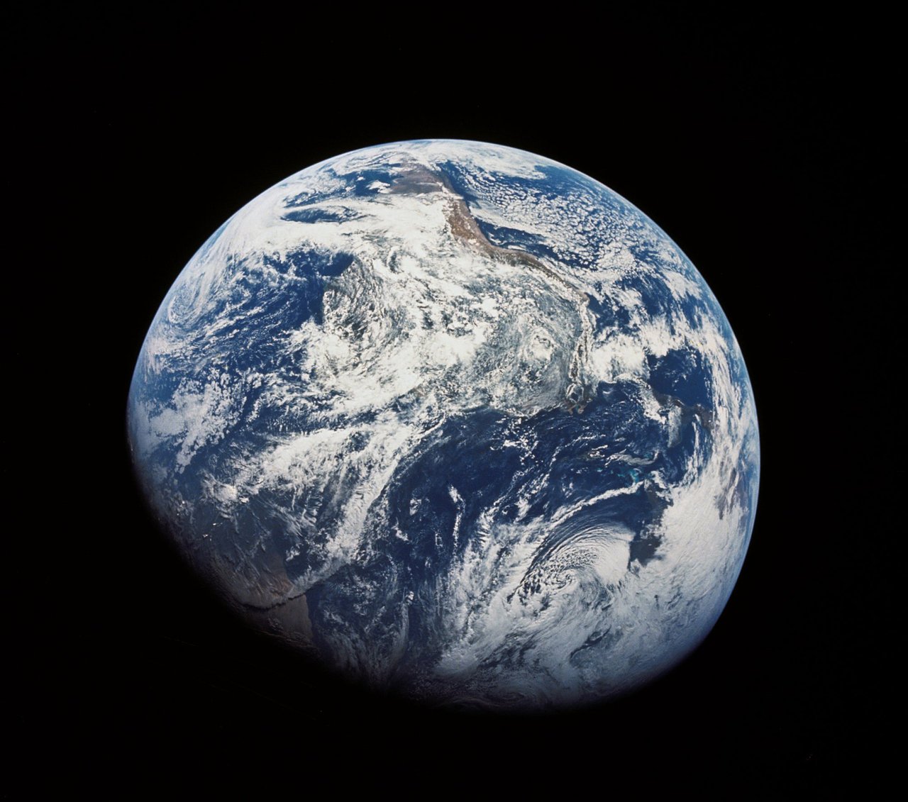 apollo_8_föld_fotó_wikipedia