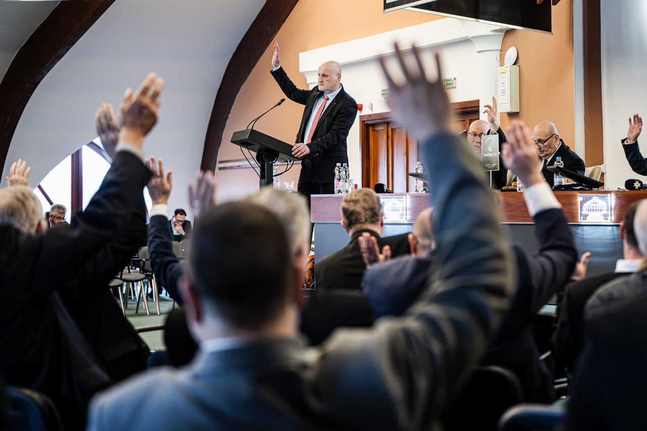 szavazás Zsinat_03.25. 2026 Magyaródi