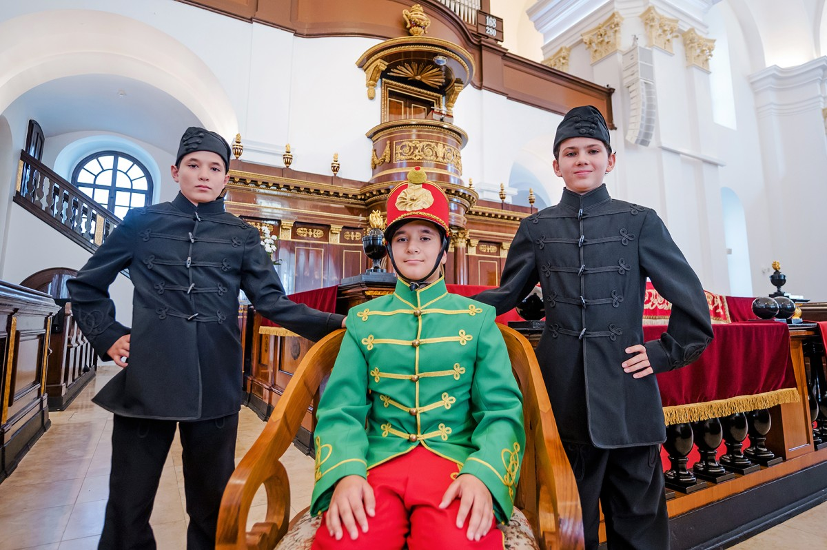 Ünnepi hét a Nagytemplomban F. Dobos Zitától érkezett.