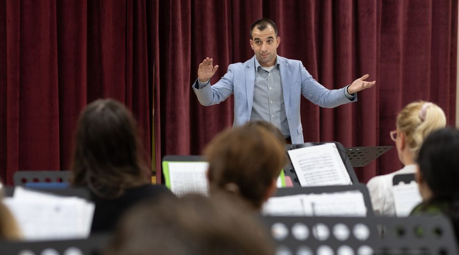 Erdélyi Dániel 2025 Hurta Hajni