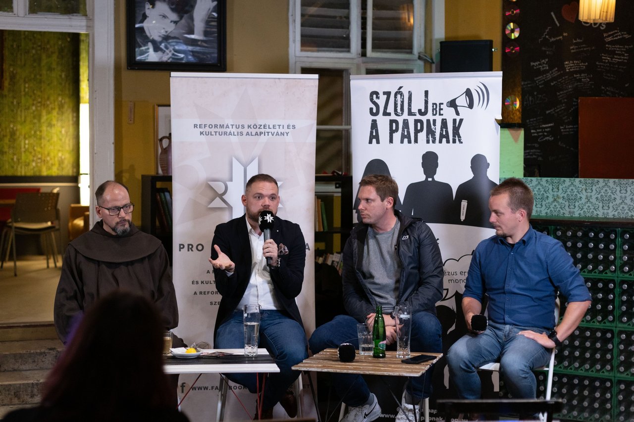 Kovách Bendegúz. Szólj be a papnak mesterséges intelligencia 2023. november 13. Fotó: Hurta Hajnalka