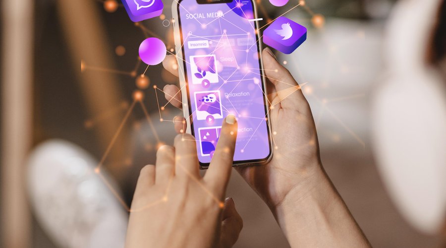 Közösségi média, freepik