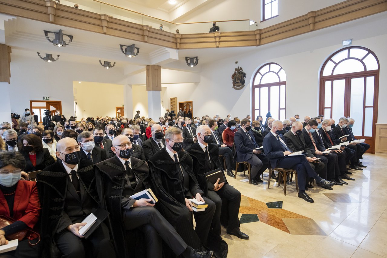 Trócsányi László rektor beiktatása fotó: Pályi Zsófia